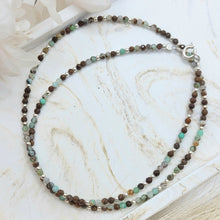 Lade das Bild in den Galerie-Viewer, Kurze Halskette Chrysopras