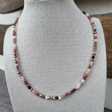 Lade das Bild in den Galerie-Viewer, Kurze Halskette *Leichtigkeit und Harmonie* (4mm)