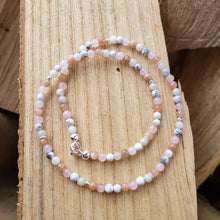 Lade das Bild in den Galerie-Viewer, Kurze Halskette *Ausgeglichenheit und Harmonie* (4mm)