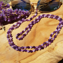 Lade das Bild in den Galerie-Viewer, Brillenkette 2 in 1,  Amethyst
